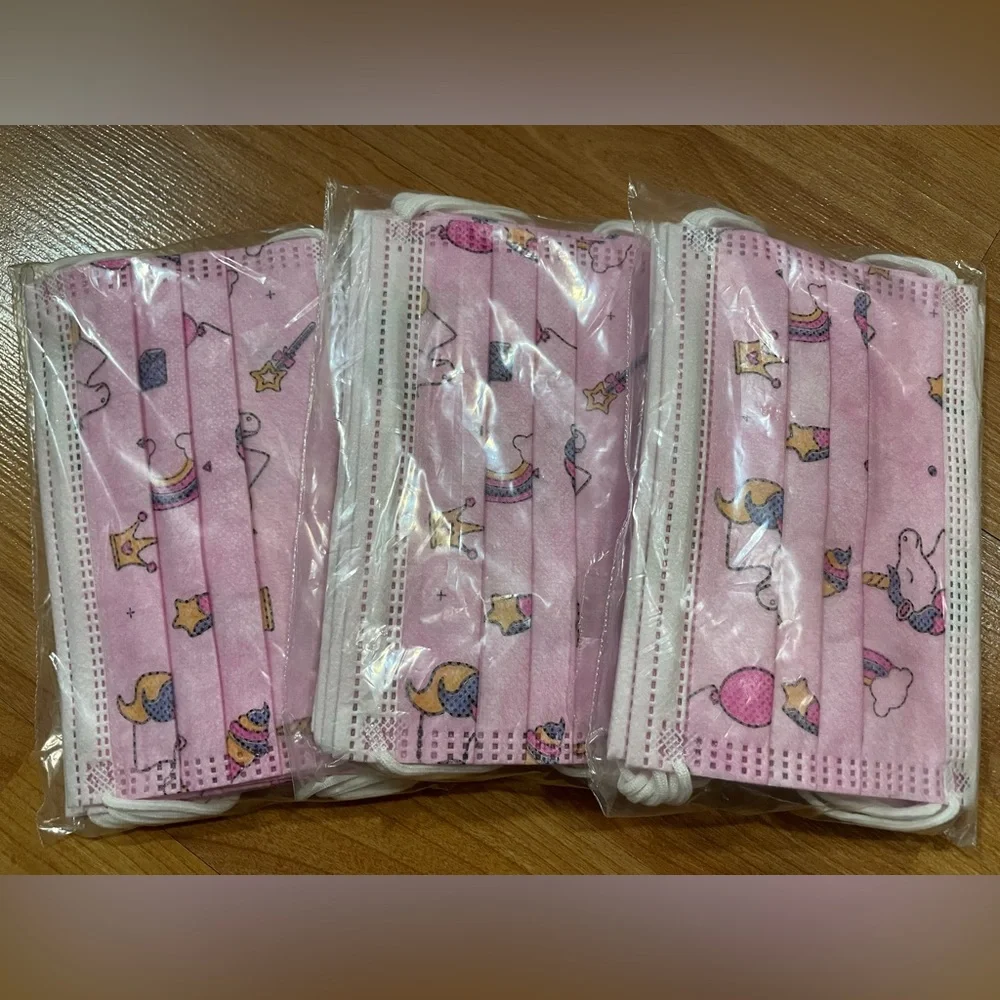 *New* Girls Face Masks 10 count - design: unicorn